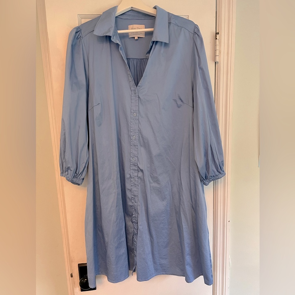 Light blue dress with pockets